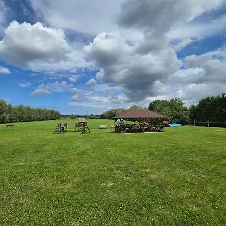 Nad Krolewiecka Vakantieboerderij